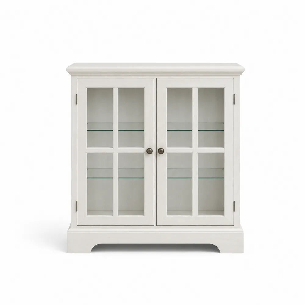 Armario de madera con puertas de vidrio templado y estantes