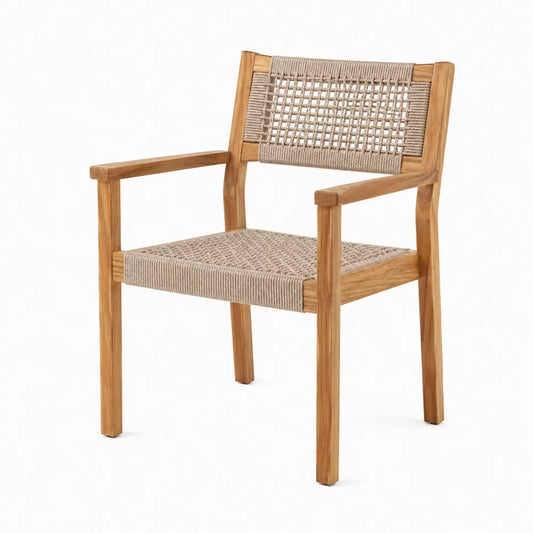 Silla de madera de teca con cuerda tejida beige